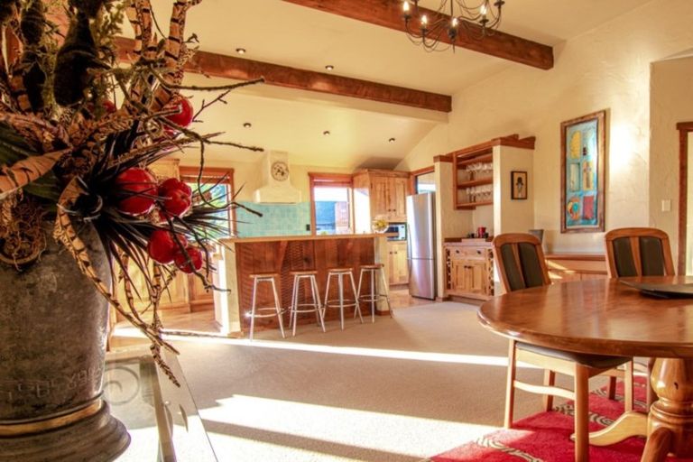 Photo of property in 21 Alba Place, Cambridge, 3434