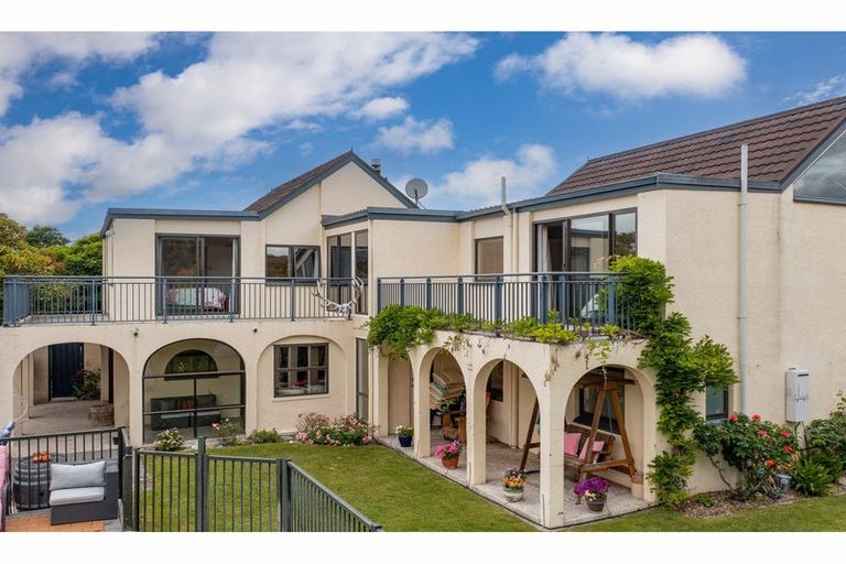 Photo of property in 82 Ashworth Street, Alexandra, 9320