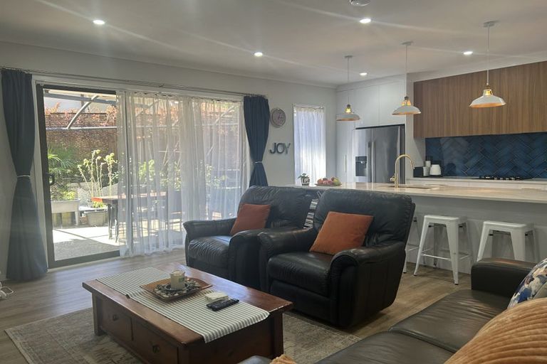 Photo of property in 203 Kyle Road, Greenhithe, Auckland, 0632