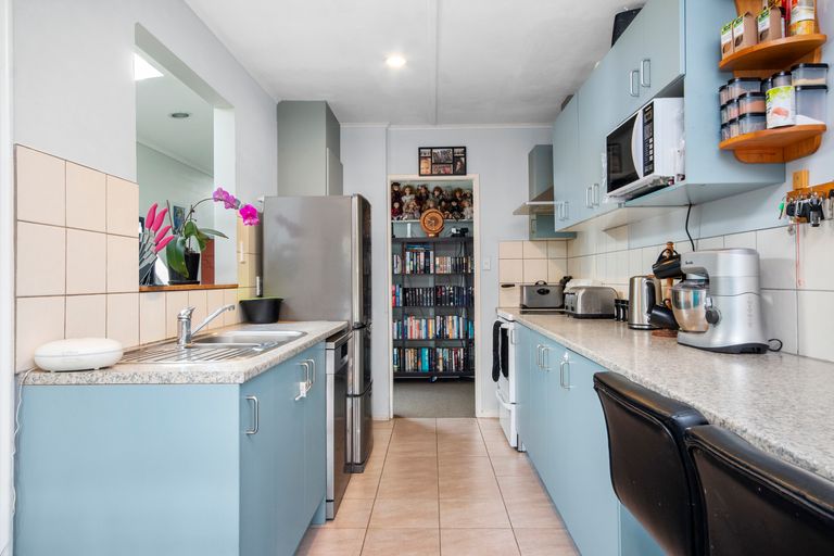 Photo of property in 106 Queen Street, Waiuku, 2123