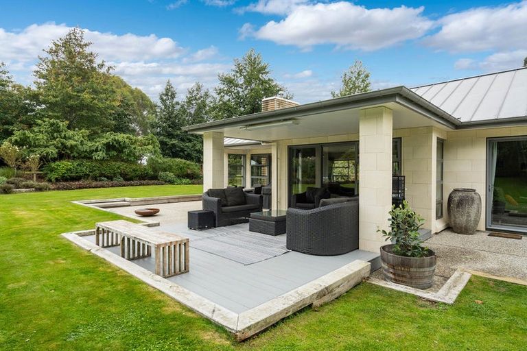 Photo of property in 32 Tirohanga Road, North Taieri, Mosgiel, 9092