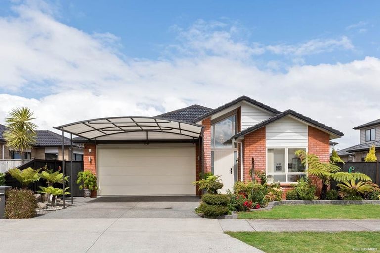 Photo of property in 43 Castlederg Drive, Flat Bush, Auckland, 2019