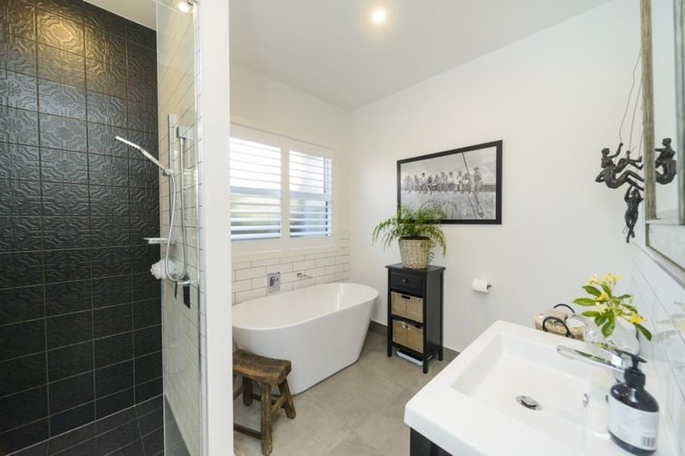 Photo of property in 34a Frederick Street, Terrace End, Palmerston North, 4410