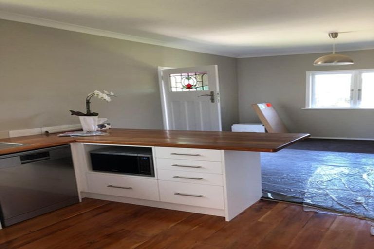 Photo of property in 18 Exchange Street, Ebdentown, Upper Hutt, 5018