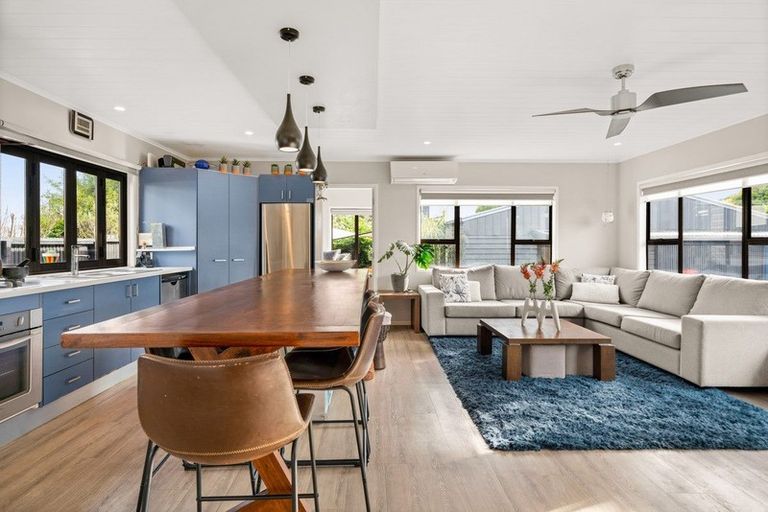 Photo of property in 37b Simpson Road, Papamoa Beach, Papamoa, 3118