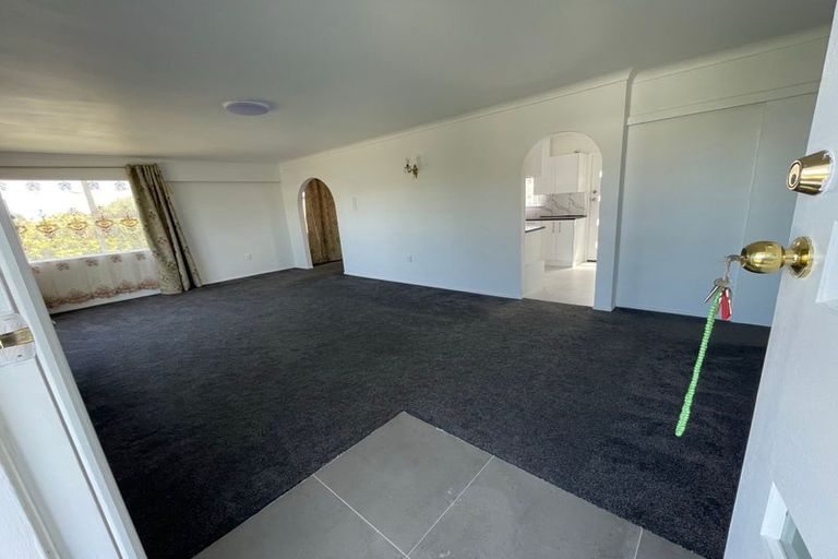 Photo of property in 3 Riverina Avenue, Pakuranga, Auckland, 2010