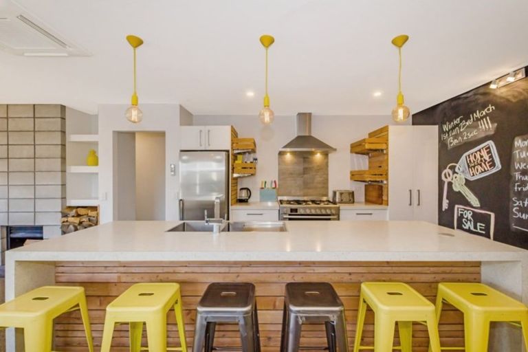 Photo of property in 34 Gawler Street, Te Horo Beach, Otaki, 5581