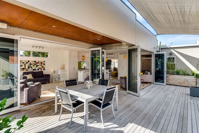 Photo of property in 43 Sanders Avenue, Marewa, Napier, 4110