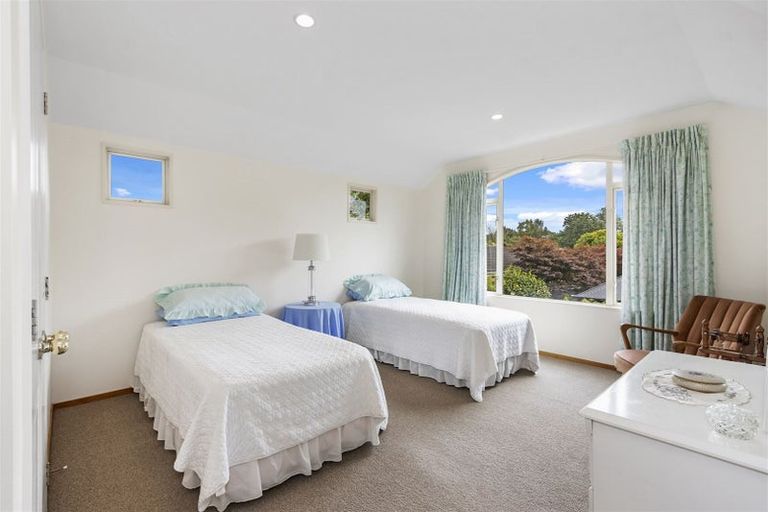 Photo of property in 5 Gleneagles Terrace, Ilam, Christchurch, 8053