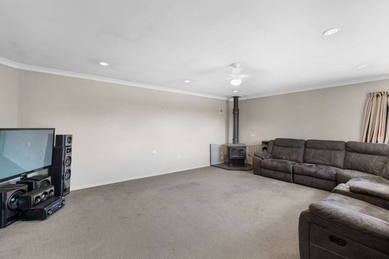 Photo of property in 2 Pascoe Drive, Woodend, 7610