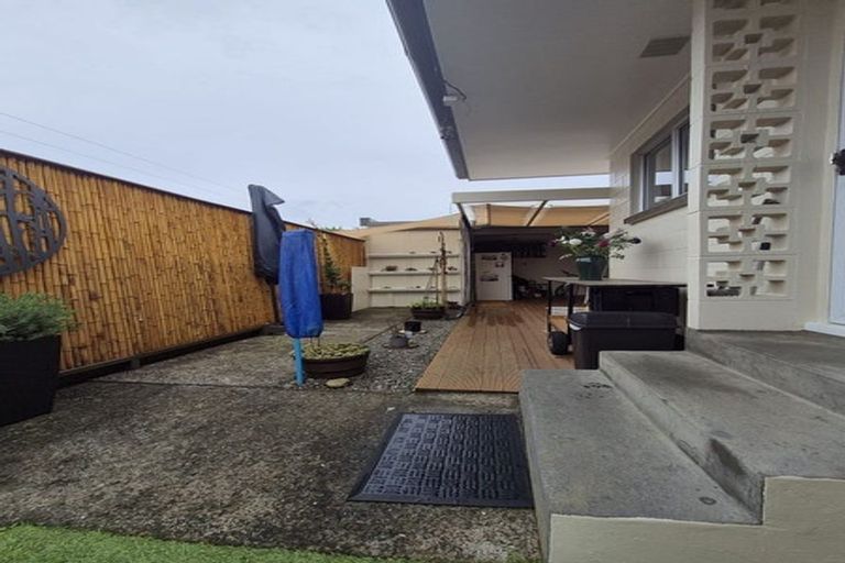 Photo of property in 2/9 Whitley Avenue, Ebdentown, Upper Hutt, 5018
