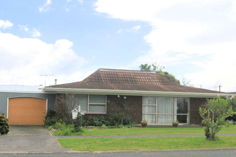 Photo of property in 101b Charleston Avenue, Whangamata, 3620