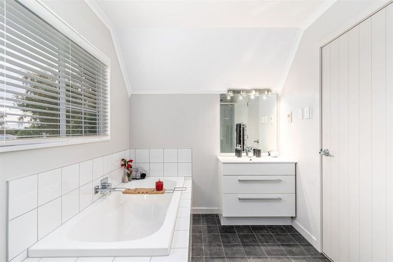 Photo of property in 424 Ruahine Street, Hokowhitu, Palmerston North, 4410