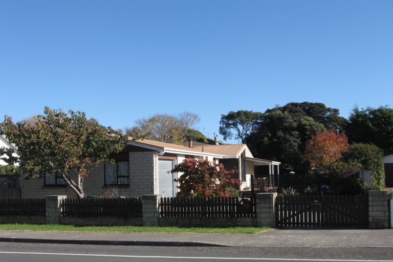 Photo of property in 33 Matai Road, Raumati South, Paraparaumu, 5032