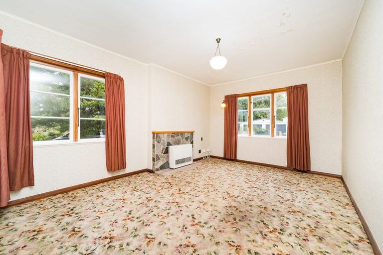Photo of property in 11 Savage Crescent, West End, Palmerston North, 4412