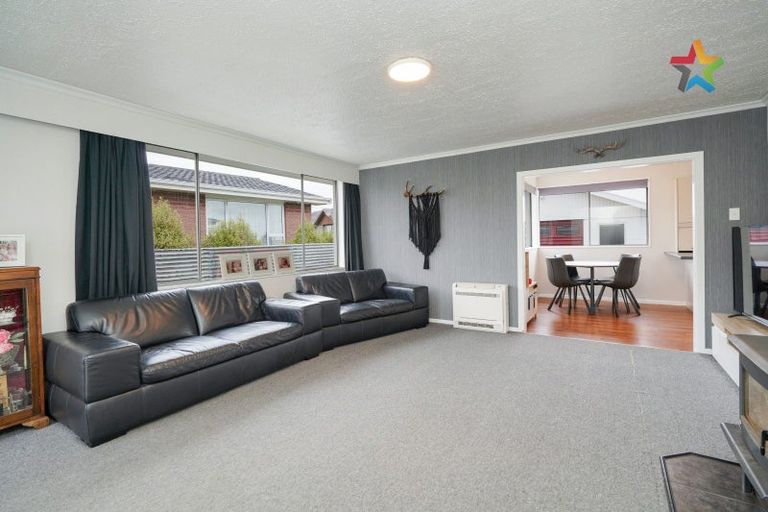 Photo of property in 6 Paisley Street, Kew, Invercargill, 9812