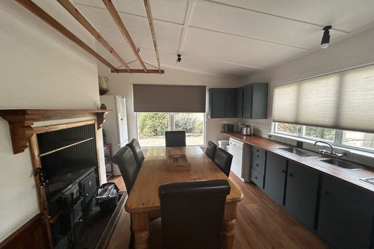 Photo of property in 542 Camp Hill Road, Hawea Flat, Wanaka, 9382