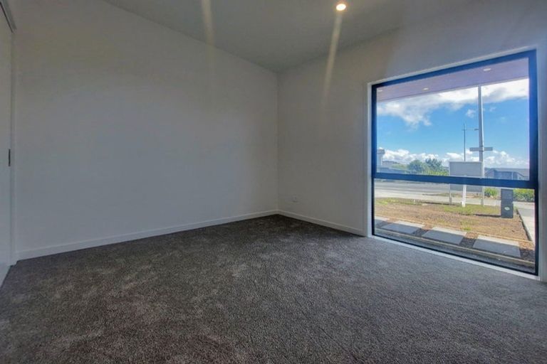 Photo of property in 20 Cavalli Road, Long Bay, Auckland, 0630