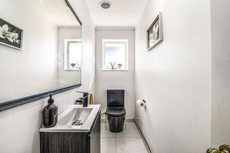 Photo of property in 15 Downes Avenue, Springvale, Whanganui, 4501