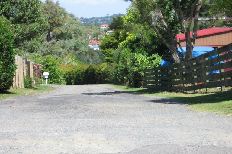 Photo of property in 2/226 Glenvar Road, Torbay, Auckland, 0630