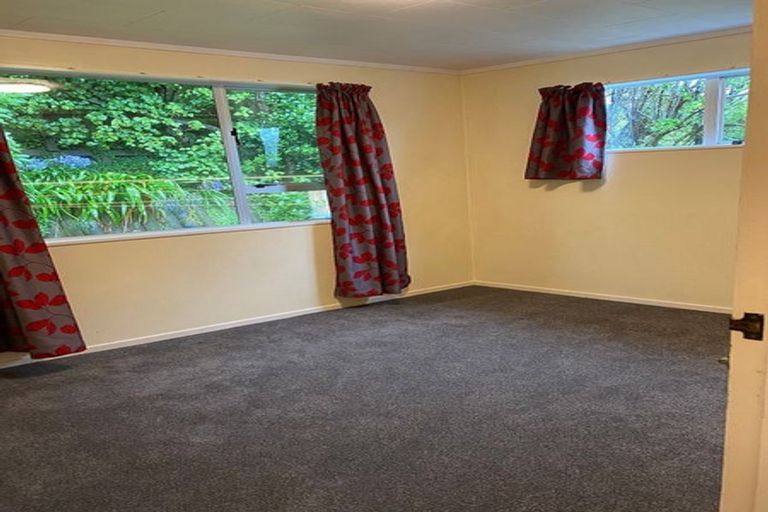 Photo of property in 12 Harland Street, Brooklyn, Wellington, 6021