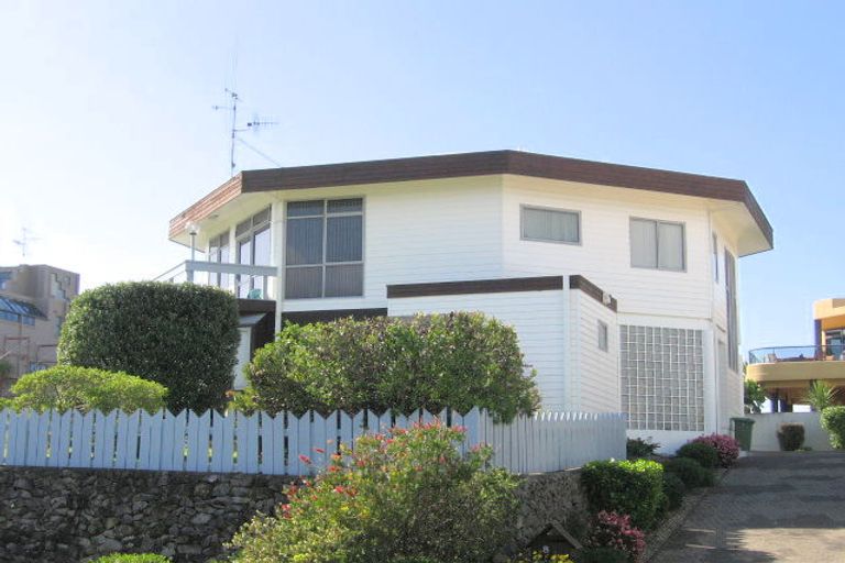 Photo of property in 8 Sunbrae Grove, Mount Maunganui, 3116