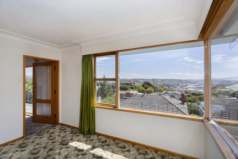 Photo of property in 24 Avon Street, South Hill, Oamaru, 9400