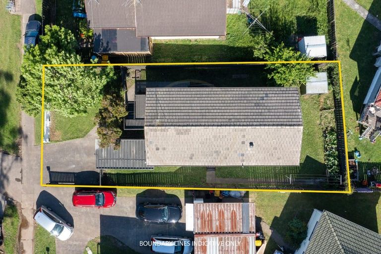 Photo of property in 3/10 Penion Drive, Flat Bush, Auckland, 2023