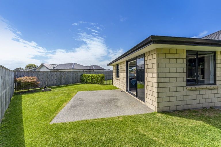 Photo of property in 10 Dow Chung Place, Otaki, 5512