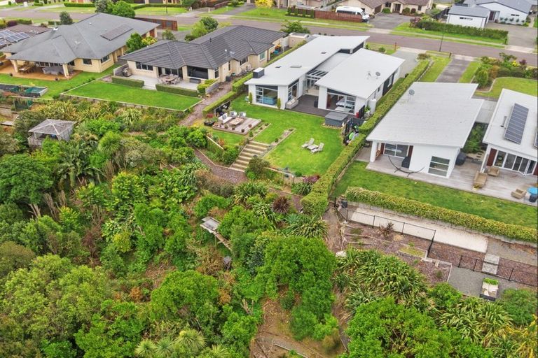 Photo of property in 16 Holyoake Terrace, Omokoroa, 3114