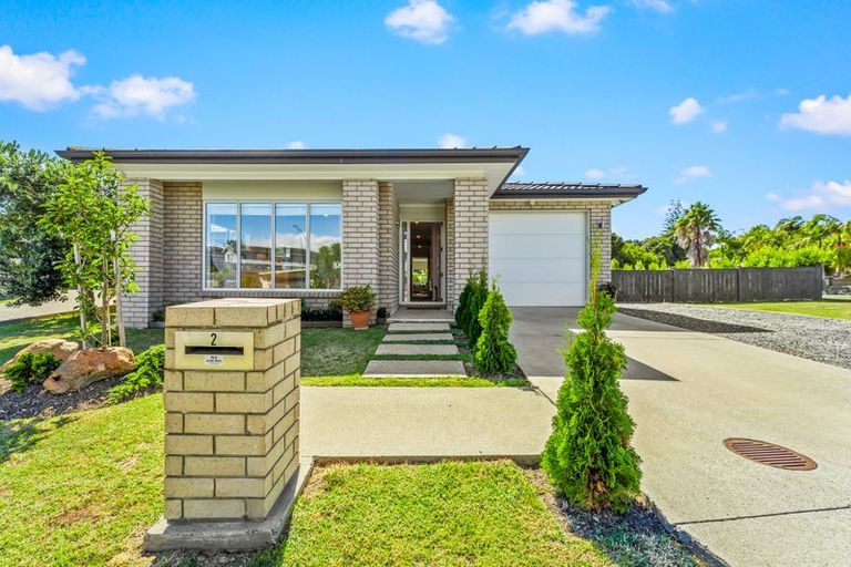 Photo of property in 2 Maylee Crescent, Gulf Harbour, Whangaparaoa, 0930