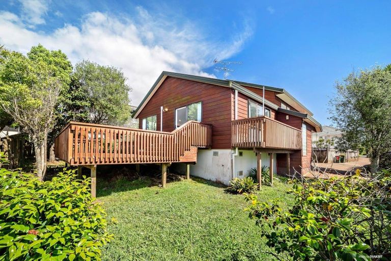 Photo of property in 7a Waratah Street, Birkenhead, Auckland, 0626