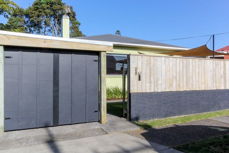 Photo of property in 20 Ngaio Street, Strandon, New Plymouth, 4312