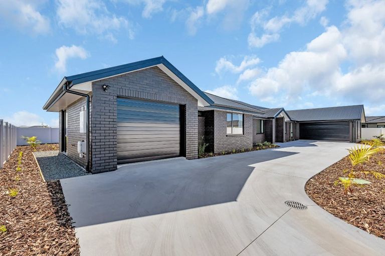 Photo of property in 10 Hauhou Lane, One Tree Point, Ruakaka, 0118