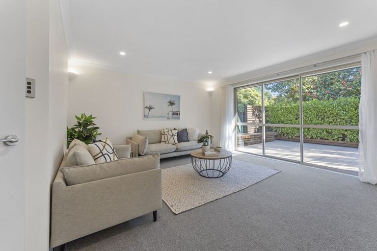 Photo of property in 9a Larch Place, Casebrook, Christchurch, 8051