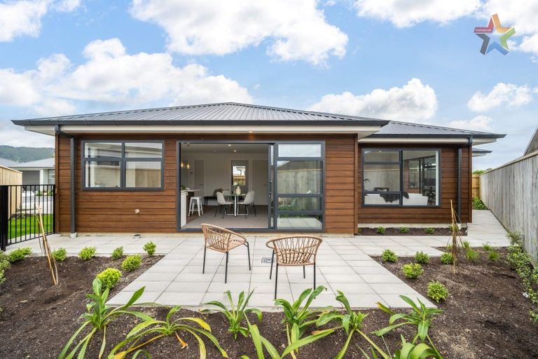 Photo of property in 10 Tarata Lane, Avalon, Lower Hutt, 5011