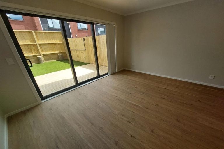 Photo of property in 24/125b Metcalfe Road, Ranui, Auckland, 0612