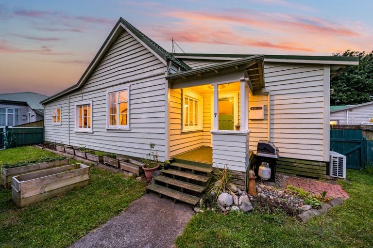 Photo of property in 579c Fergusson Drive, Trentham, Upper Hutt, 5018