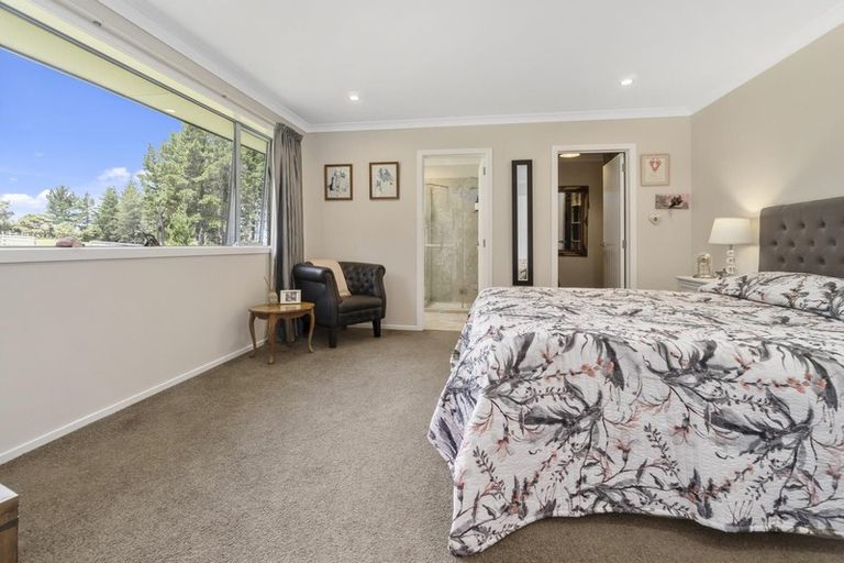 Photo of property in 837 Ararimu Valley Road, Helensville, Waimauku, 0882