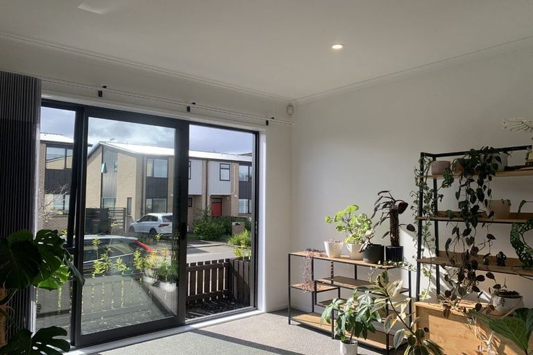 Photo of property in 45 David Carnegie Road, Hobsonville, Auckland, 0616