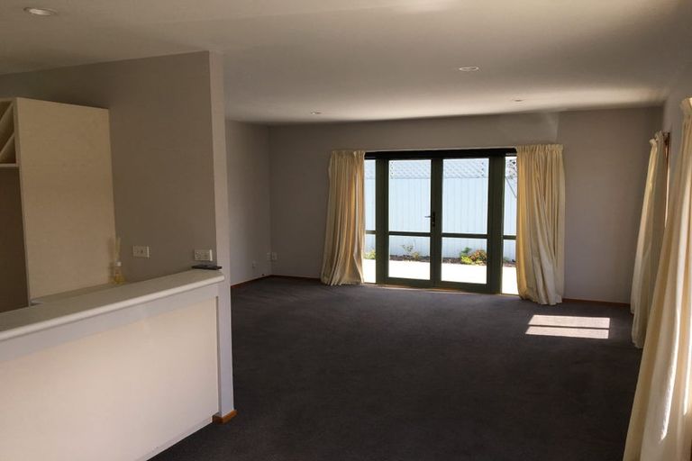 Photo of property in 154a Main North Road, Papanui, Christchurch, 8052