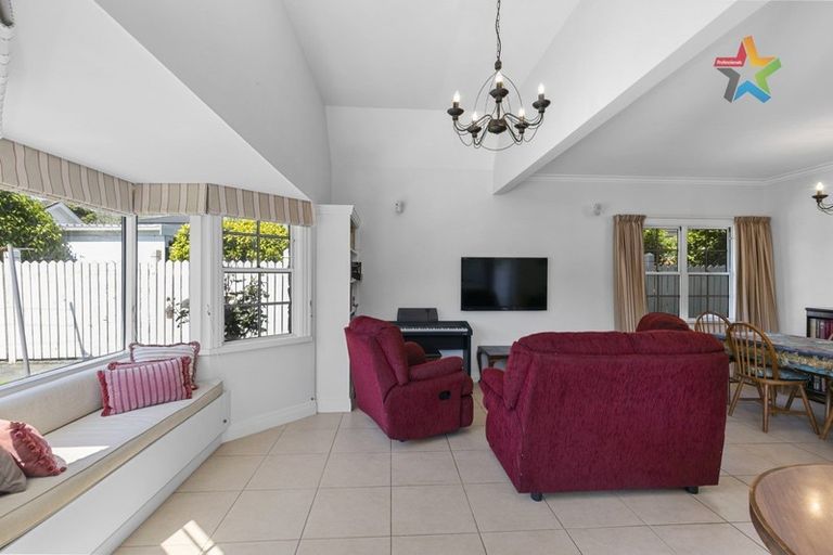 Photo of property in 79 Queens Grove, Hutt Central, Lower Hutt, 5010