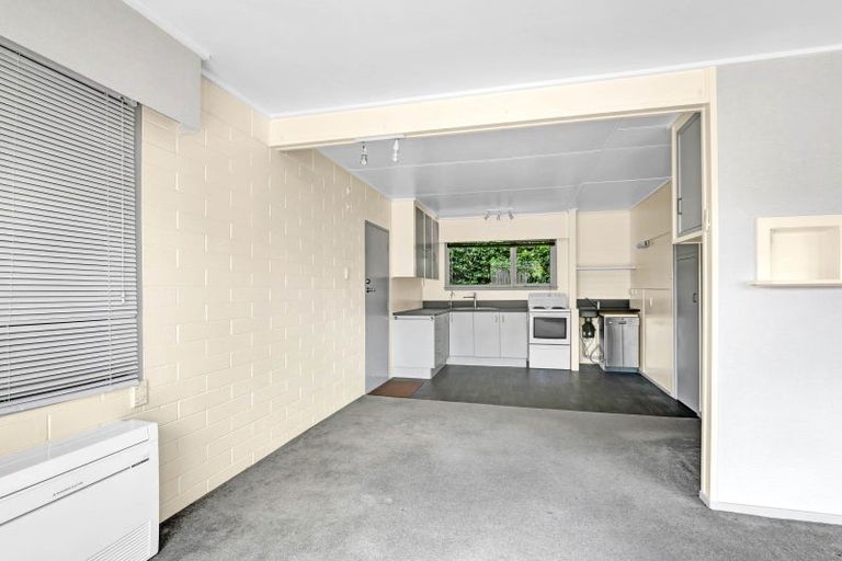 Photo of property in 33a Maire Street, Inglewood, 4330