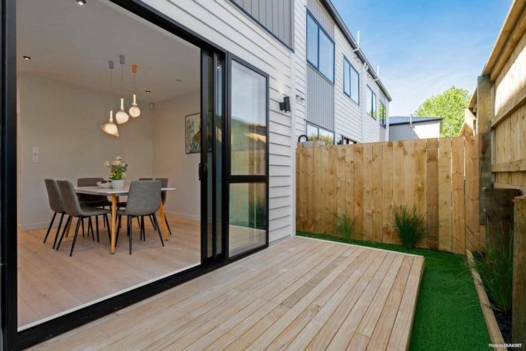 Photo of property in 4/59 Howe Street, Howick, Auckland, 2014