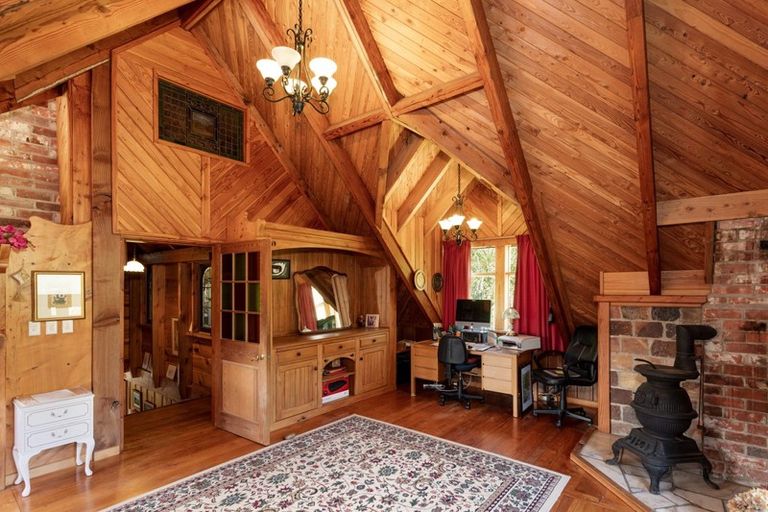 Photo of property in 50 Council Hill Road, Little River, 7591