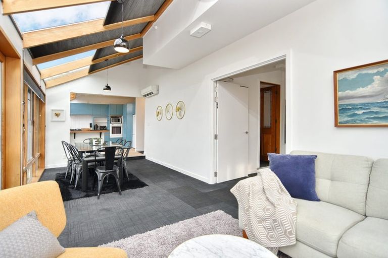 Photo of property in 4 Whitmore Street, Edgeware, Christchurch, 8013