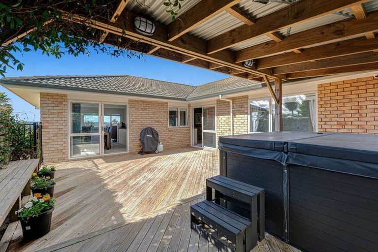 Photo of property in 7 Omana Avenue, Shelly Beach, Helensville, 0874