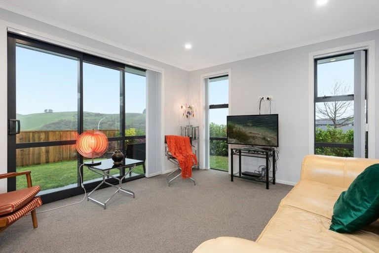 Photo of property in 19 Ballintoy Park Drive, Welcome Bay, Tauranga, 3175