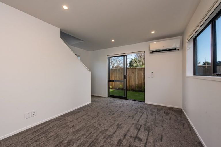 Photo of property in 7/182 Cambridge Terrace, Fairfield, Lower Hutt, 5011