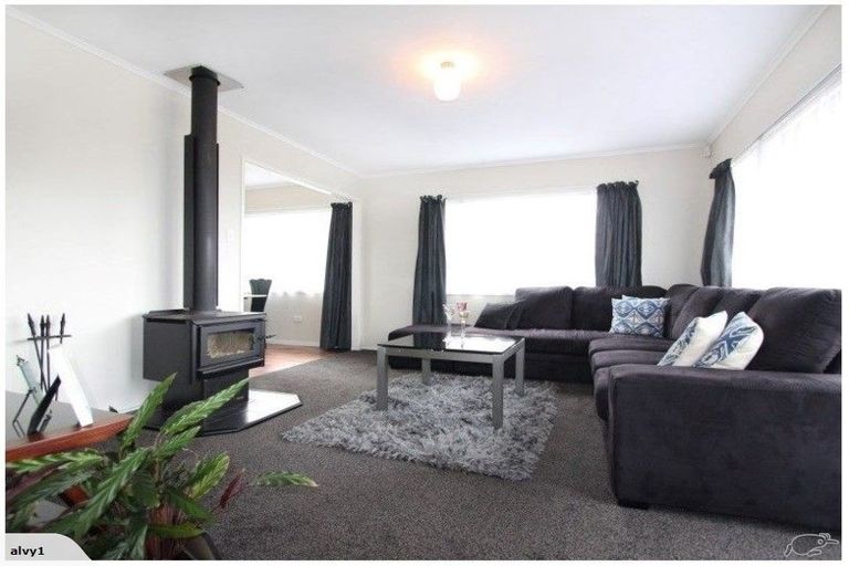 Photo of property in 16 Galilee Avenue, Red Hill, Papakura, 2110